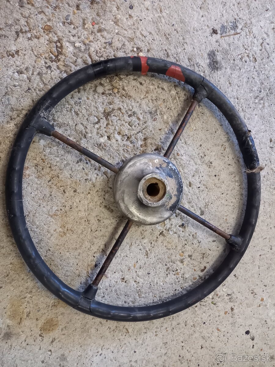 Volant Tatra 805 - 2