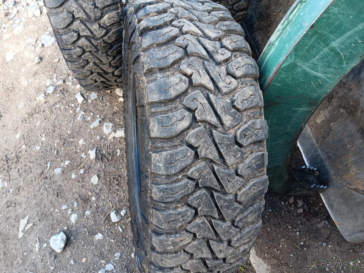 Offroad pneu 245/75r17