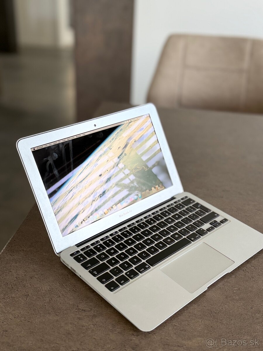 Macbook air 11inch 2012 - 2
