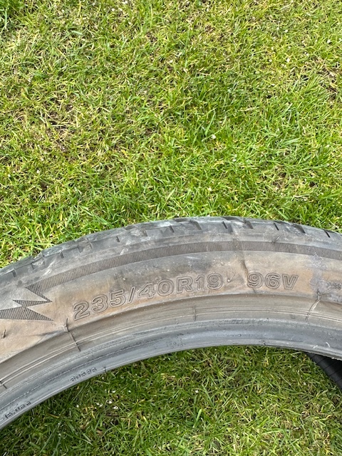 Zimná pneumatika Bridgestone Blizzak 235/40 R19 - 2