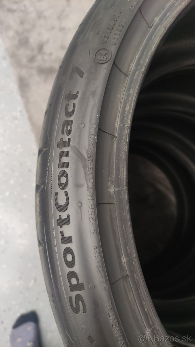 Continental Sportcontact 7 225/35R19 - 2
