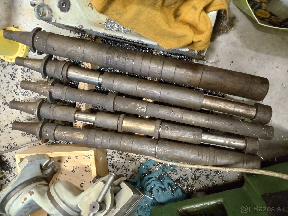 Upínacie trny sk40 - 2