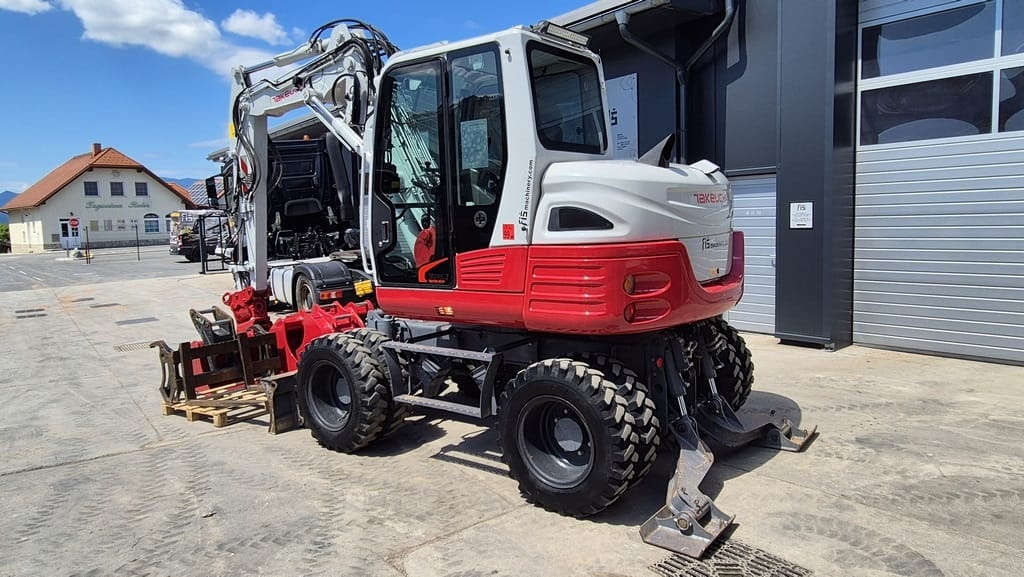 Takeuchi TB295W - 2
