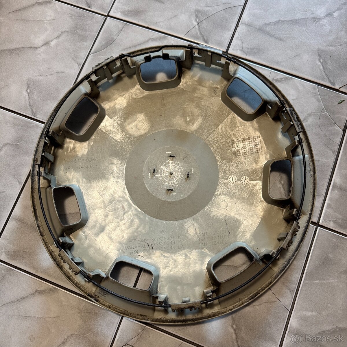 Puklica Opel 93322278 14“ - 2