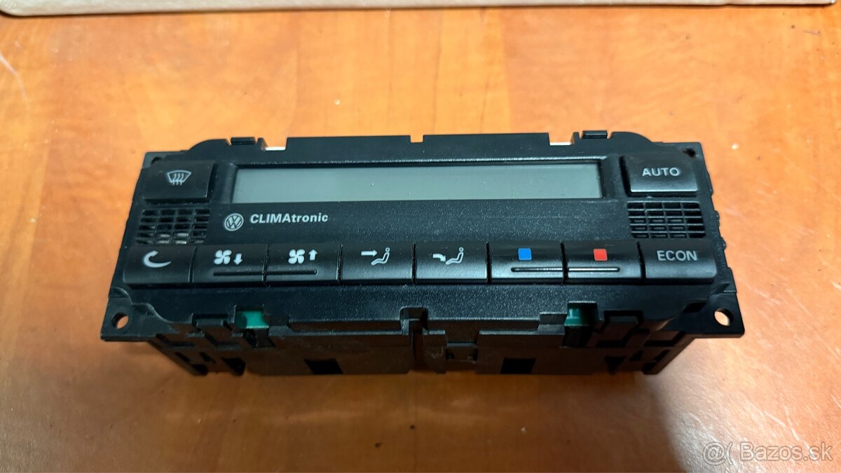 Farebný Climatronik Golf4/Octavia - 2