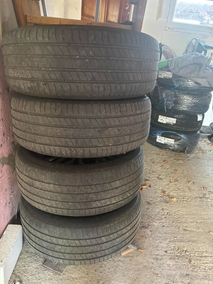 letne pneu 245/50R19 - 2