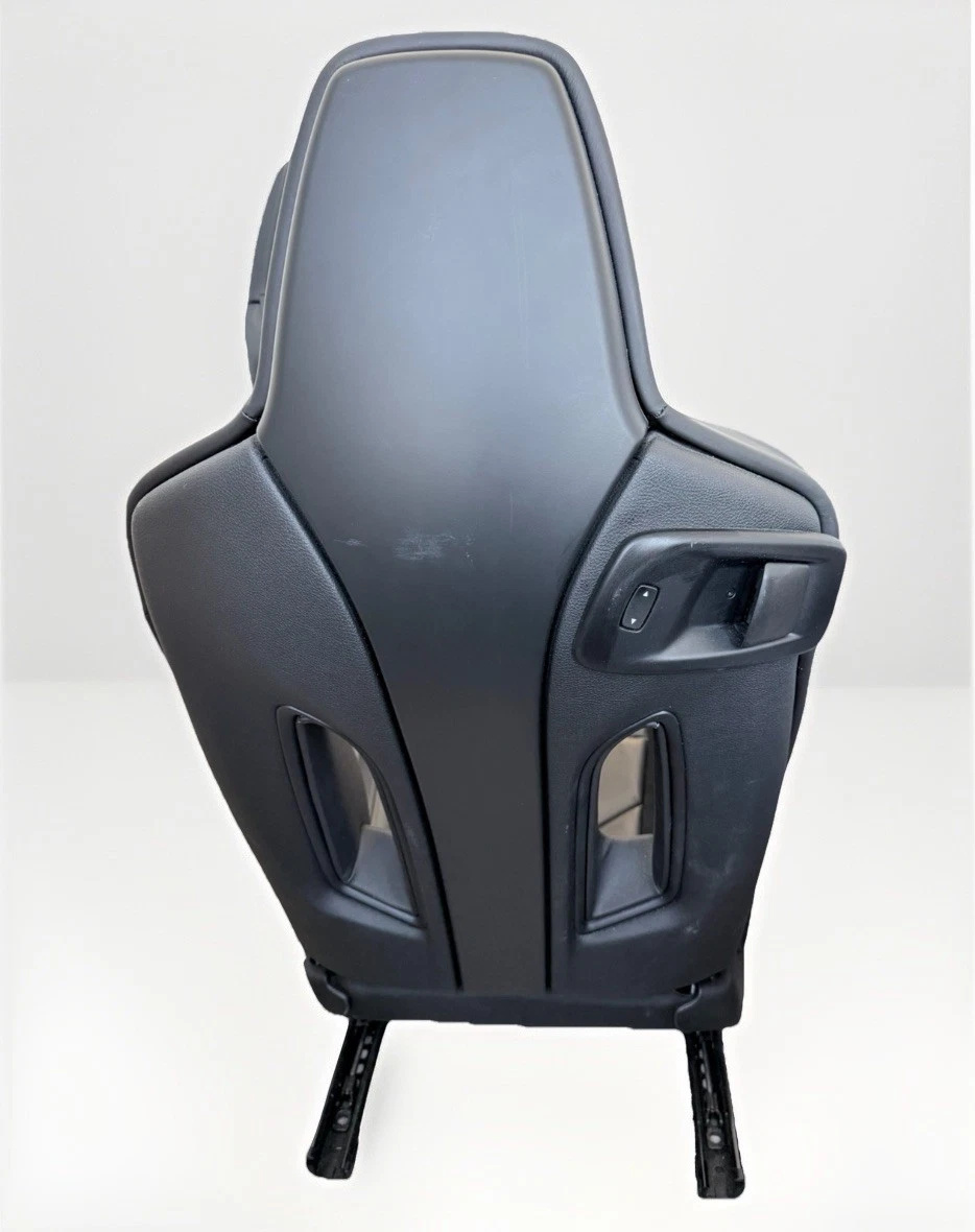 Elektricky sedadlá BMW M4 Competition 2019 - 2