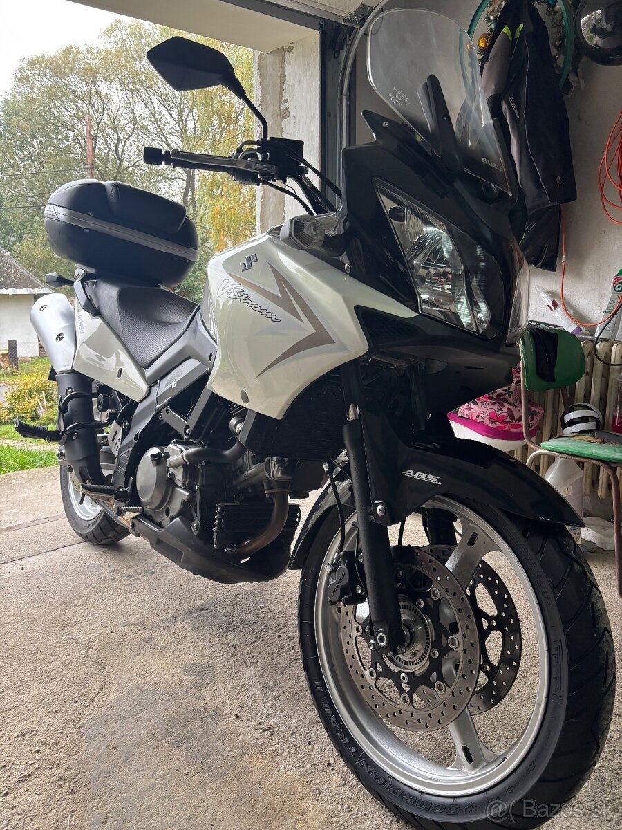 Suzuki dl 650 v strom - 2