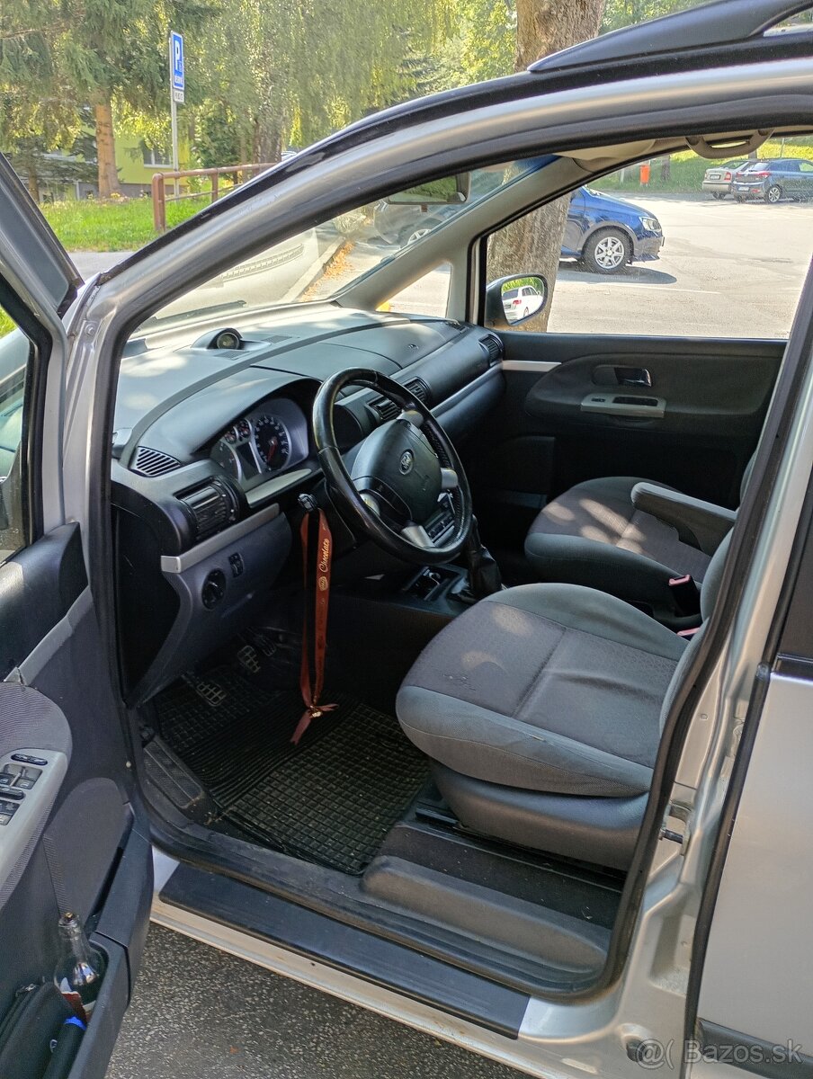 Ford Galaxy - 2