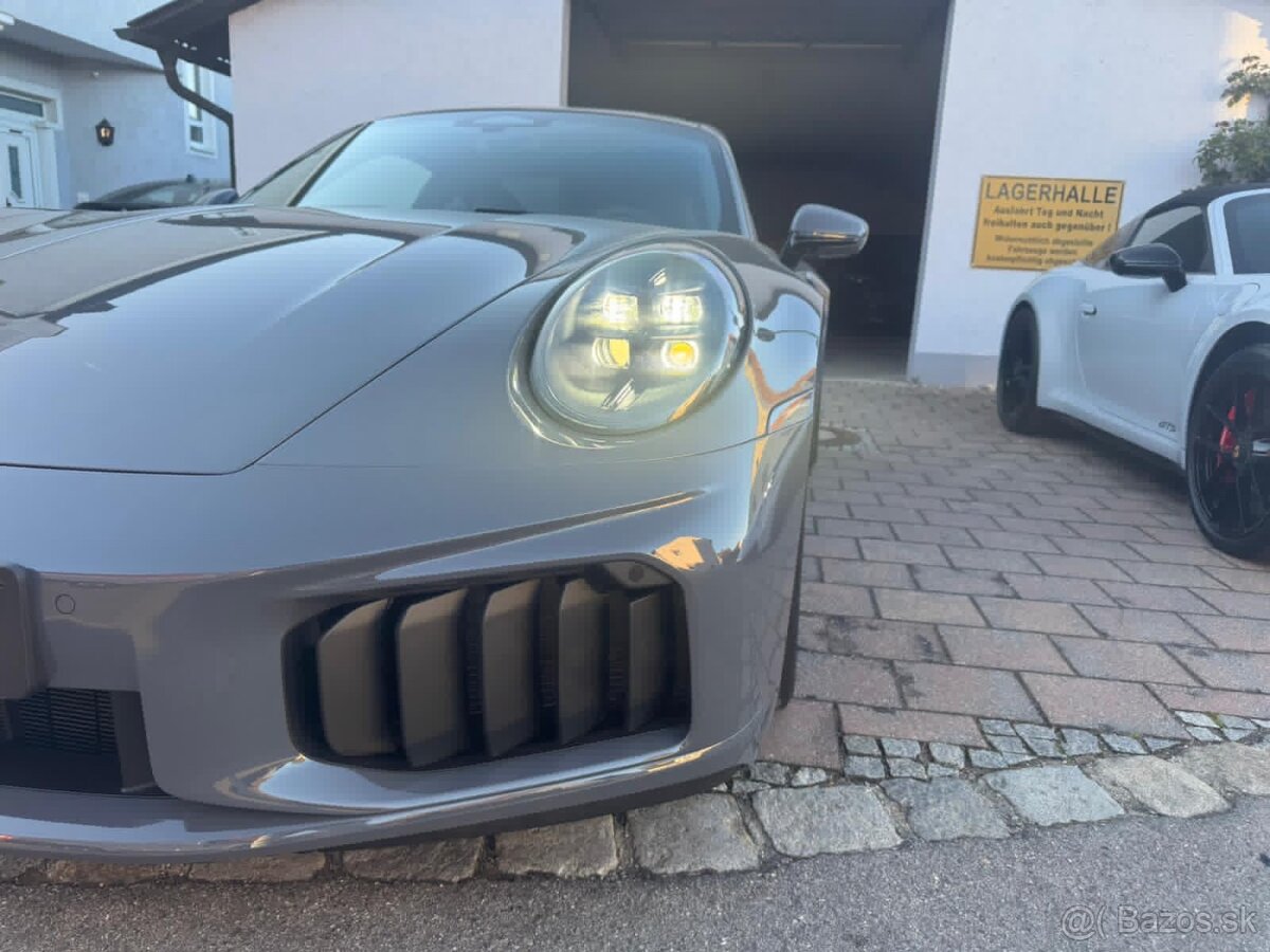Porsche 911 Turbo S - 2