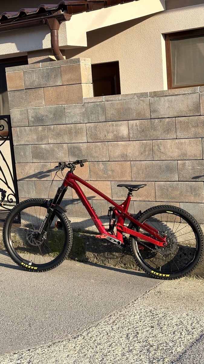 Trek Slash 9 High Pivot - 2