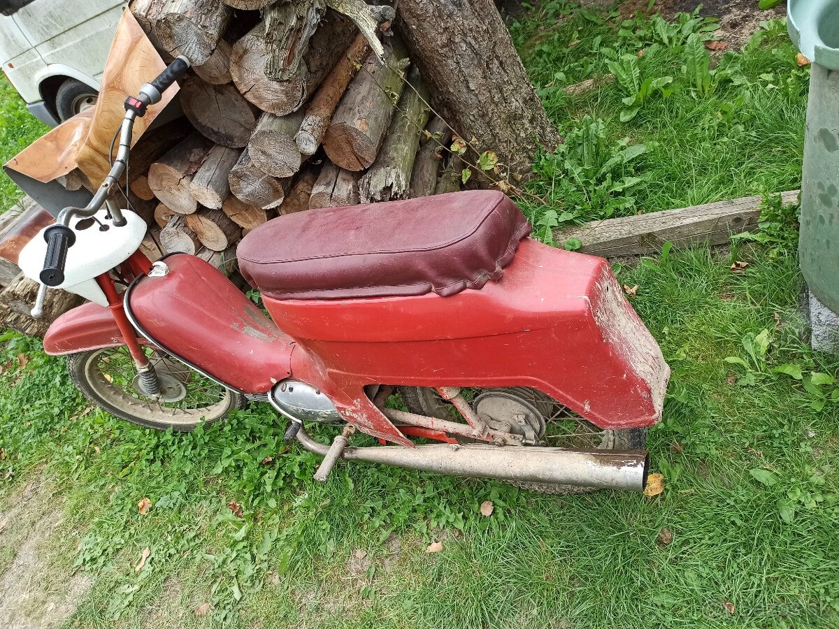 Pionier 20 21 23 05 Jawa 50 mustang.... 002