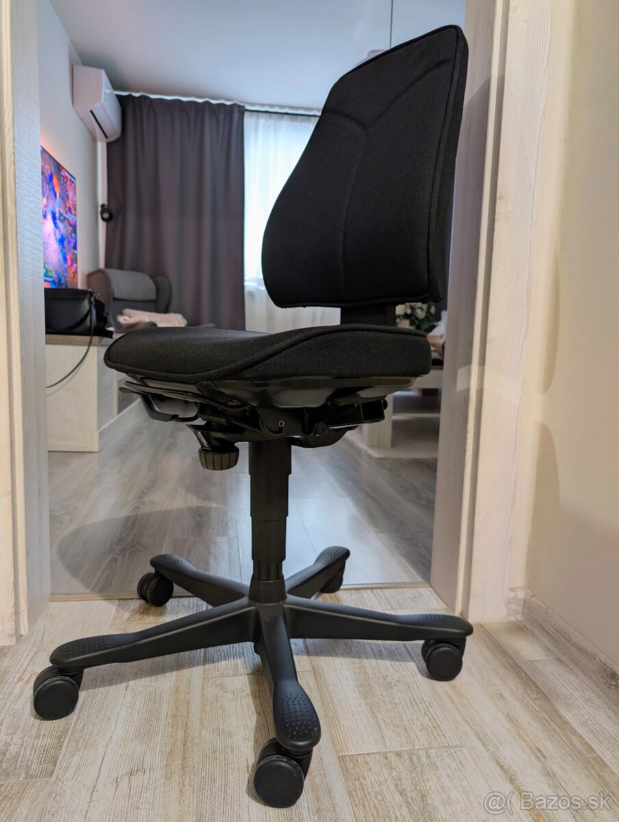 Predám kancelársku stoličku KINNARPS 6000podp.zdravé sedenie - 2