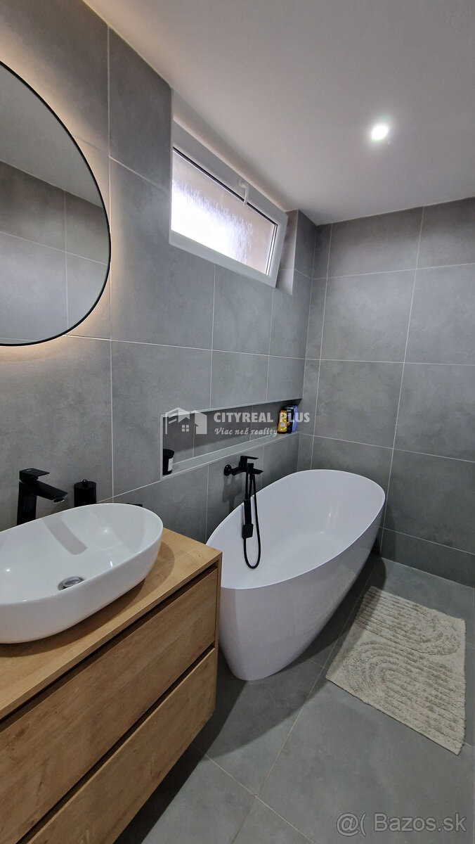 Predám prerobený Rodinný DOM na 20á pozemku 17km od NZ - 2