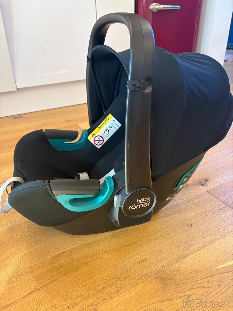 Autosedačka BRITAX RÖMER Baby-Safe 3 i-Size (40–83 cm) - 2