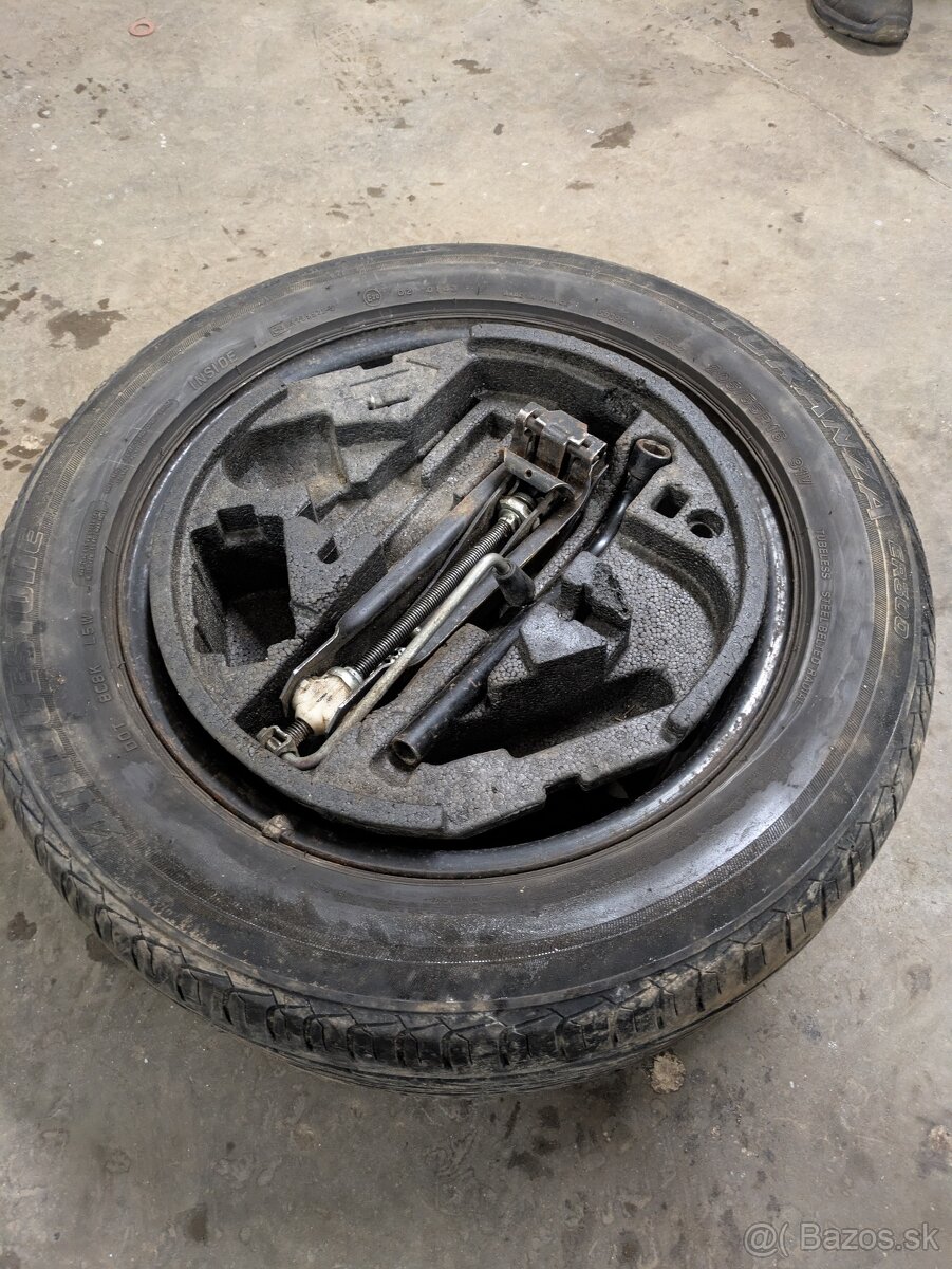 Predám na Octavia 2 rezervu - 2