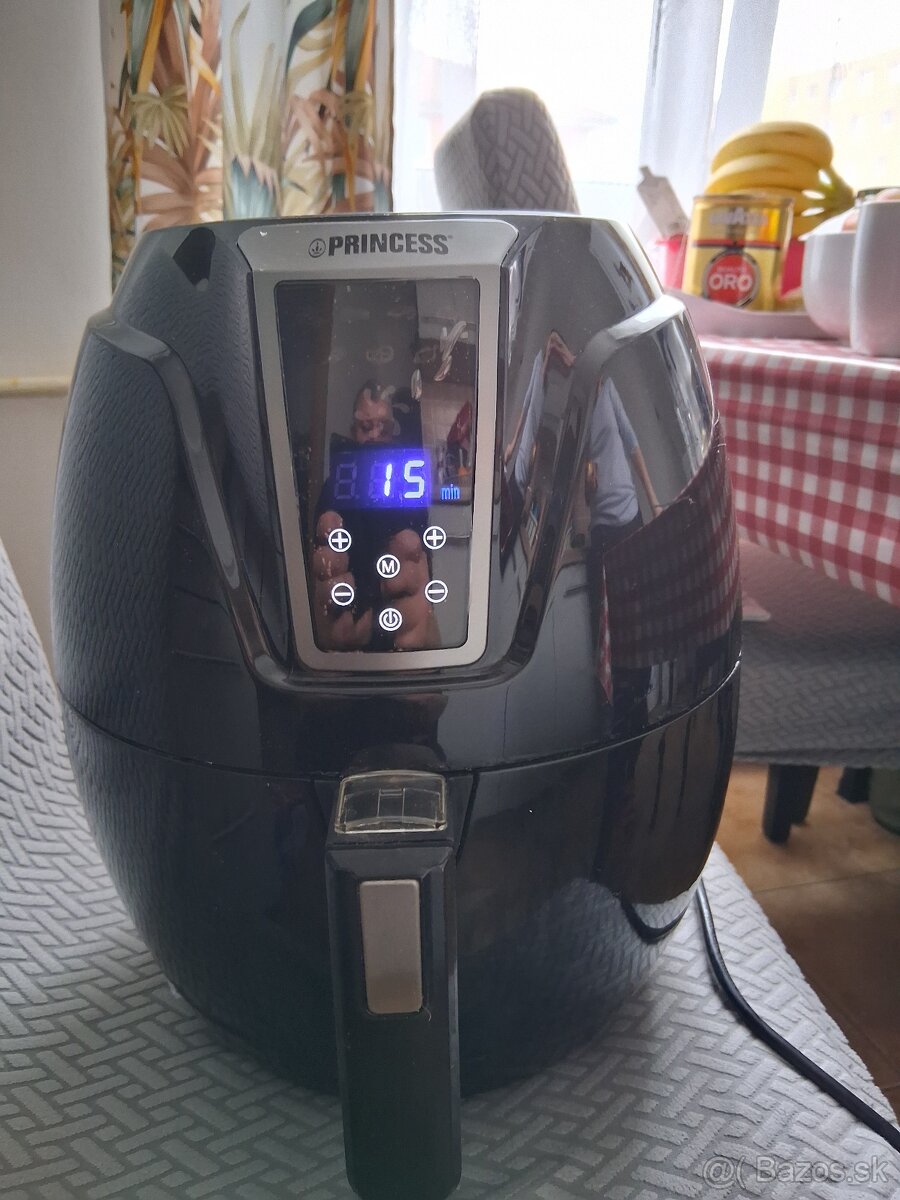 Teplovzdušná fritéza PRINCESS - 2