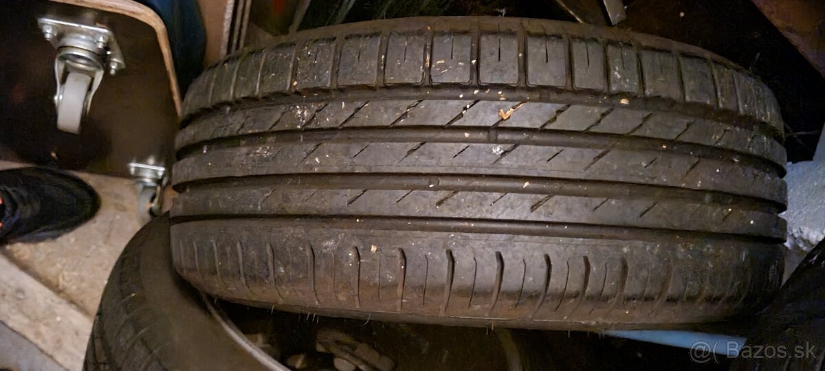 NOKIAN , GUMY NA DISKOCH - 2