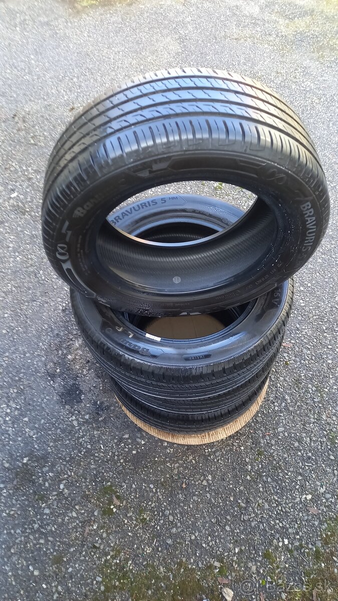 Letné pneumatiky 215/55R16 - 2