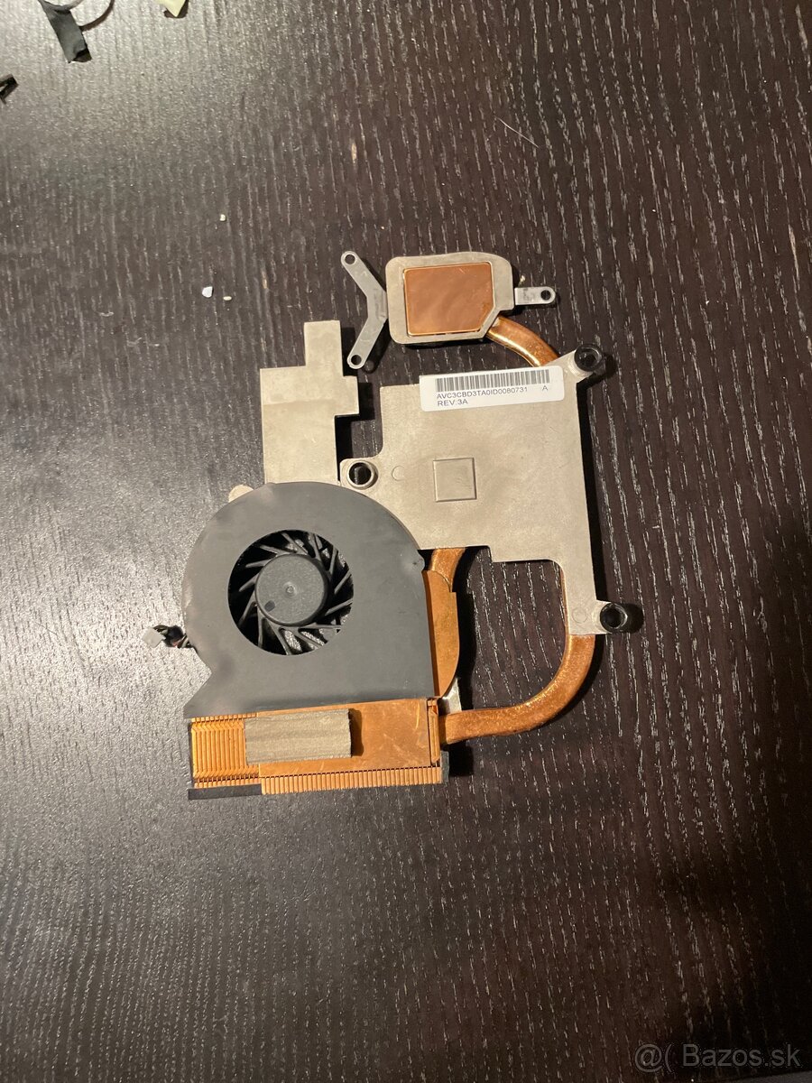 Toshiba satellite a300D 15H chladič - 2