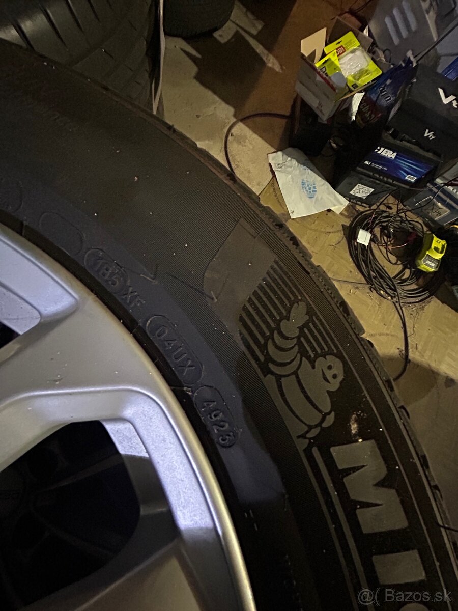 Michelin pilot alpin 235/60 R18 zimna sada - 2