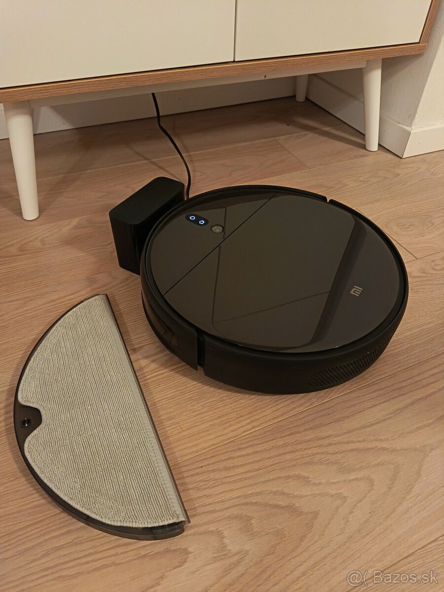 predám robotický vysávač Xaomi - 2