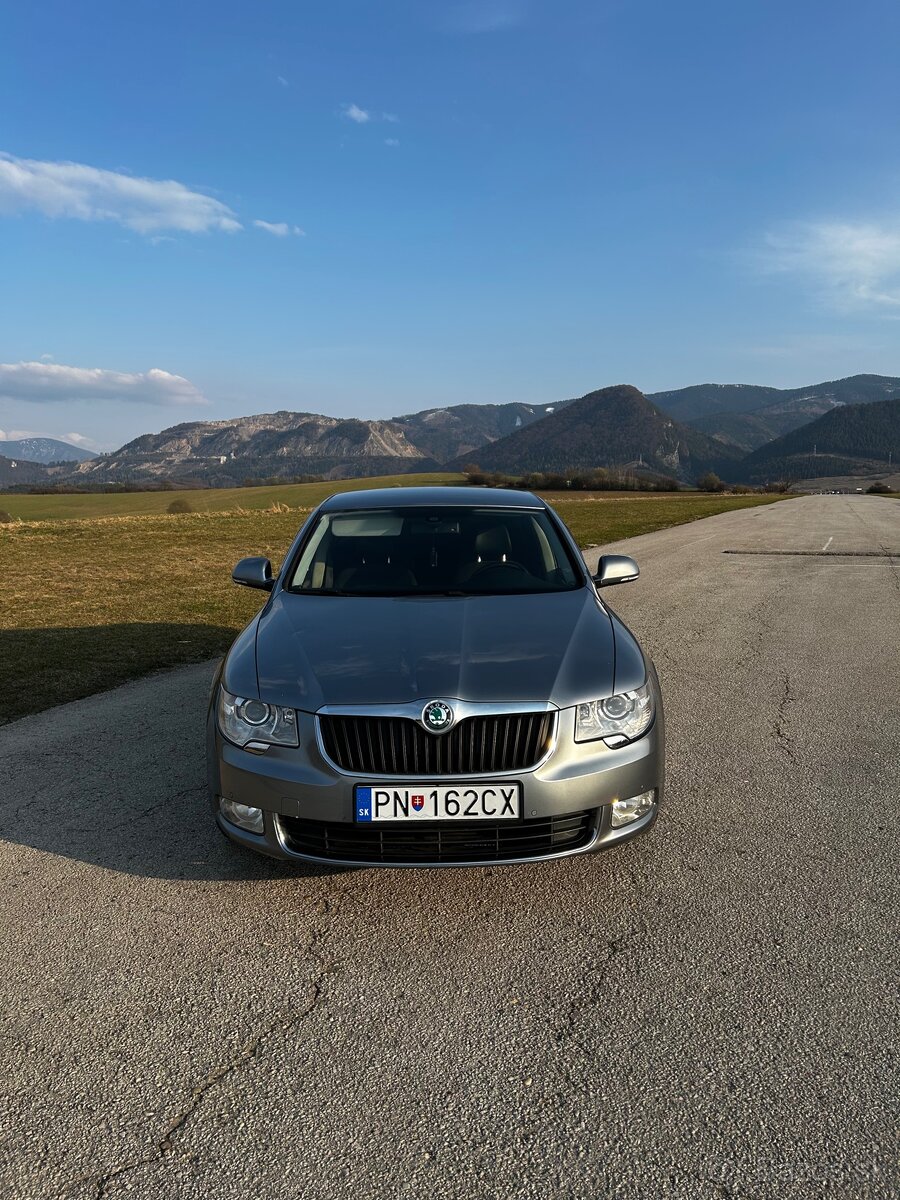 Škoda Superb 2 1.8 TSI - 2