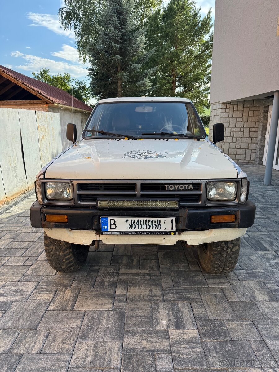 Toyota Hilux LN65 4x4 2.4d