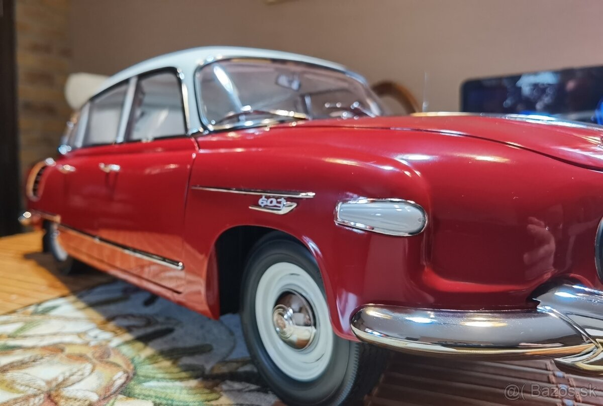 Tatra 603 deagostini - 2