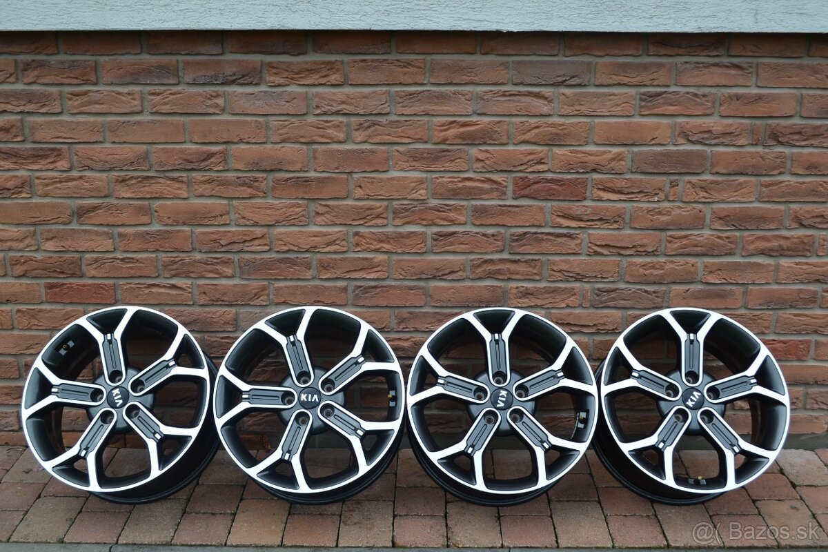 5x114,3 R18 Hlinikove disky Original Kia Xceed - 2