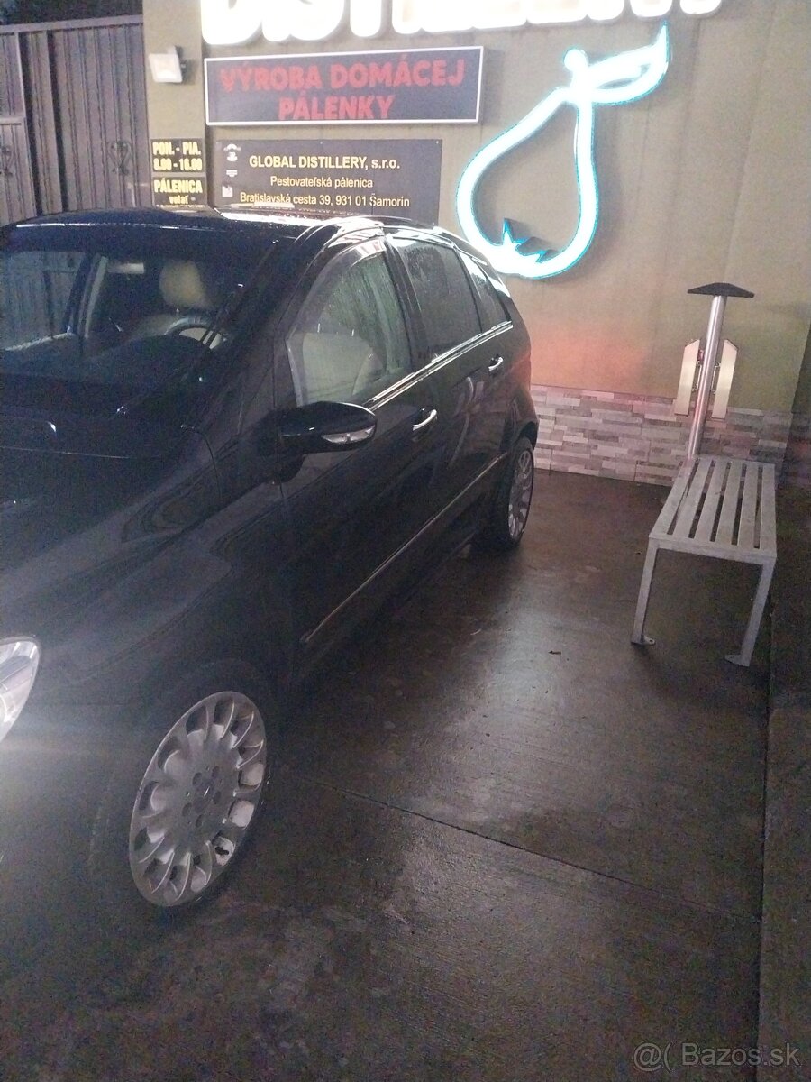 Predám mercedes b180 cdi - 2