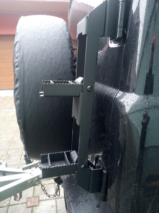 Jimny rebrík na zadné dvere - 2