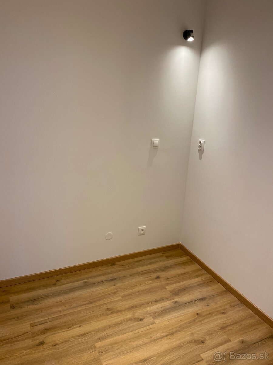 Predaj príjemného 1 izbového bytu v Ružinove - 2