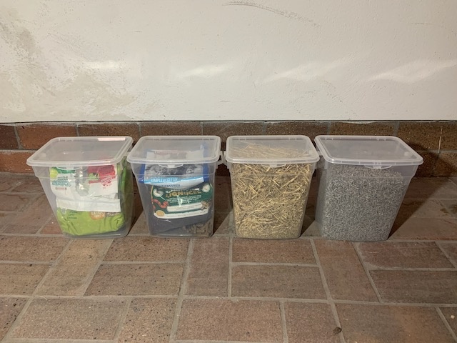 Klietka pre zajaca + prislusenstvo - 2