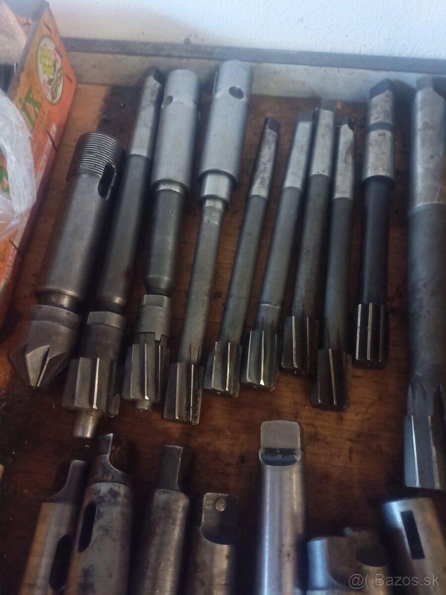 prislušenstvo k sustruhu - 2