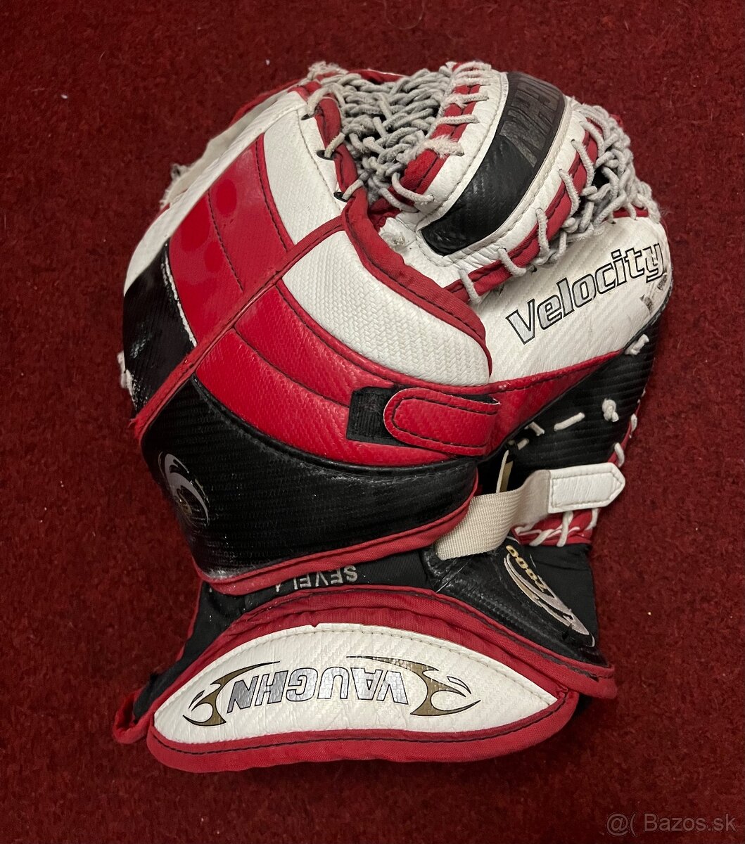 Brankárska hokejová výstroj - 2