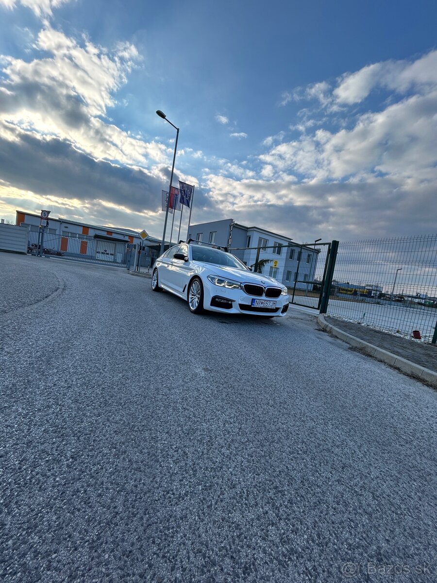 BMW 540i G30 xDrive M-packet Full výbava - 2