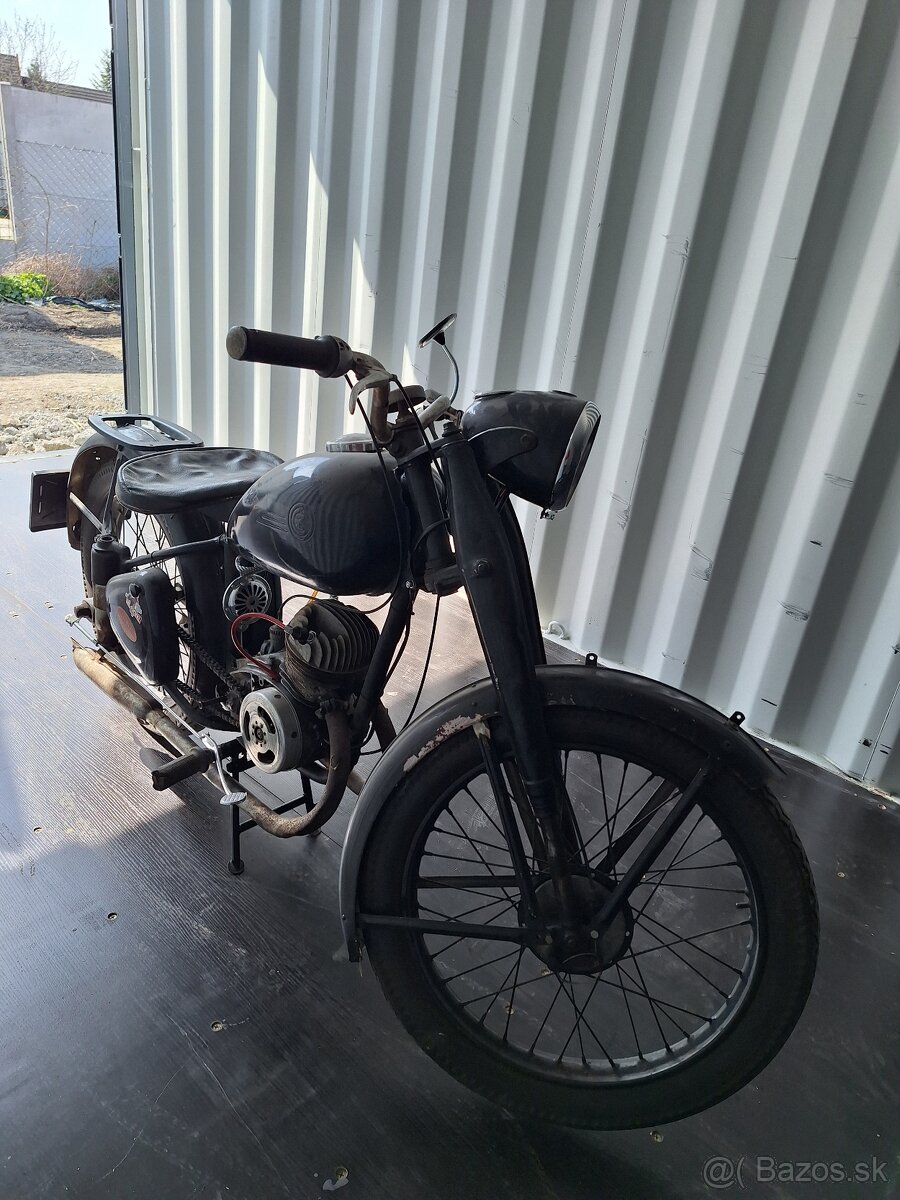 ČZ 150c s TP a ŠPZ - 2