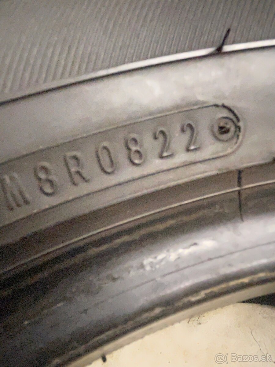 Falken 235/55 R17 letné - 2