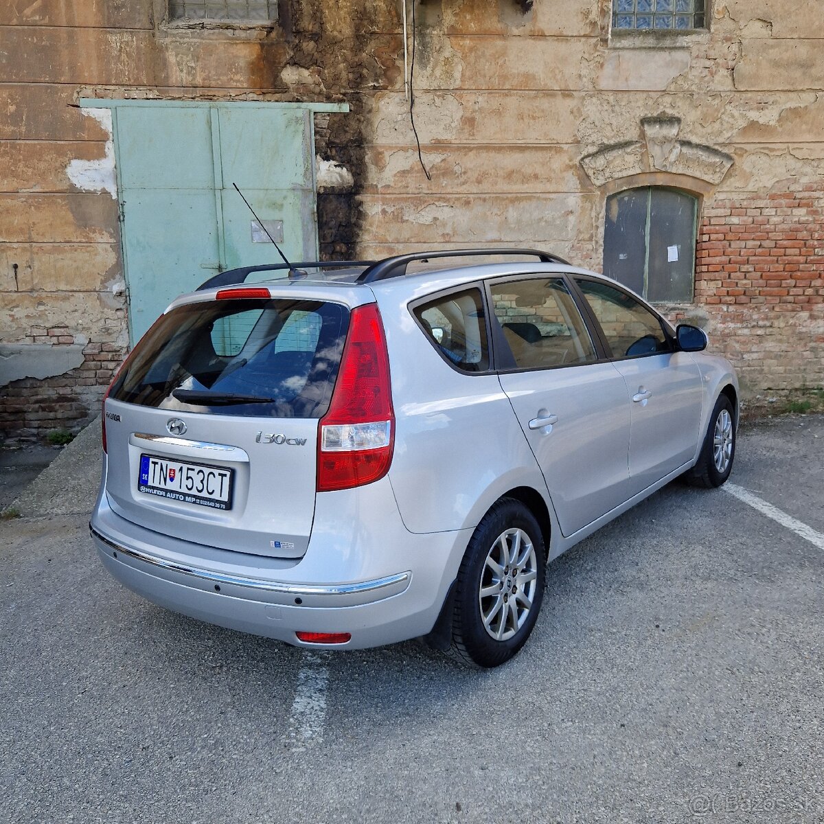 Hyundai i30 CW 1.6i - 2