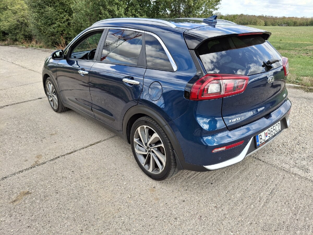 Kia niro hybrid - 2