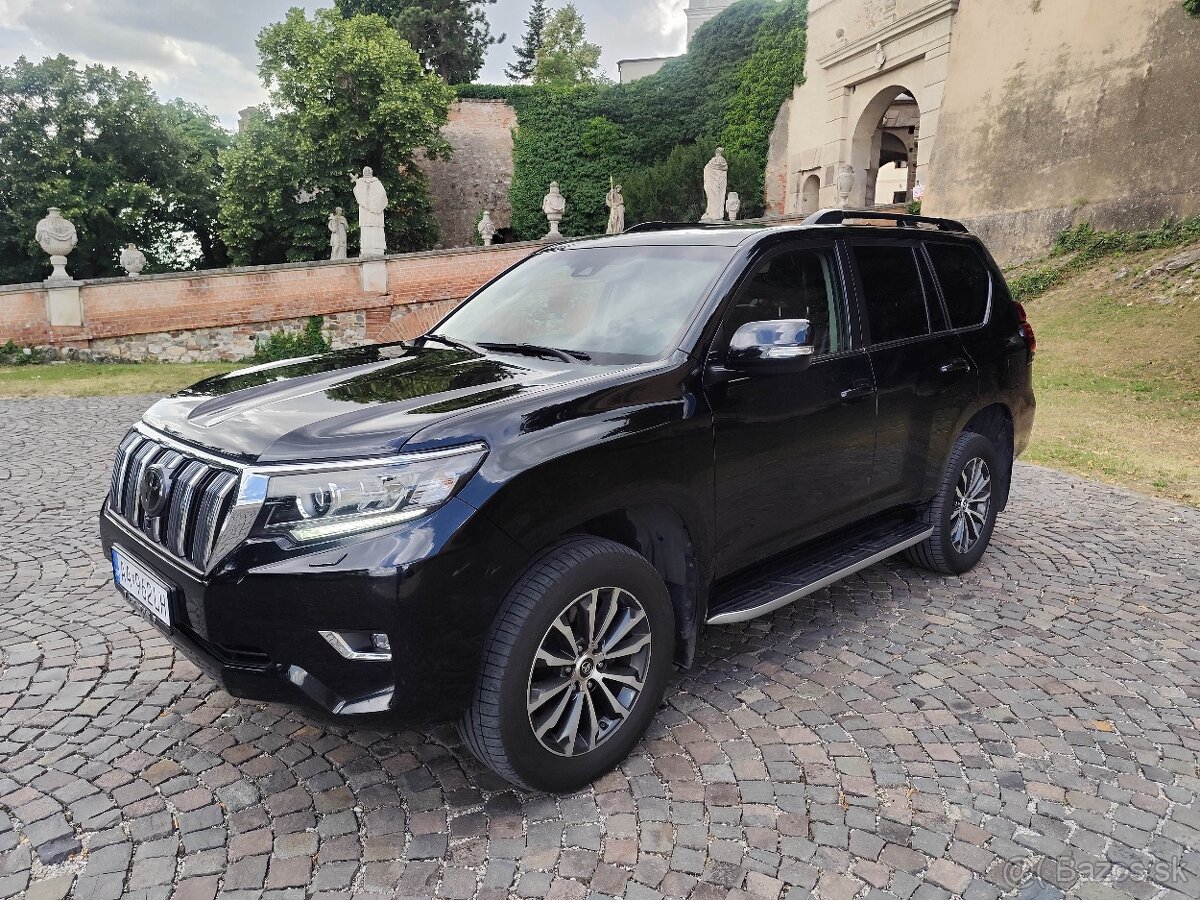 Land Cruiser