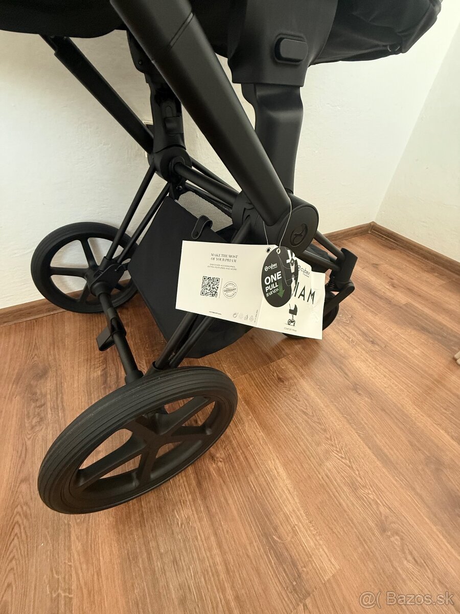Kočík CYBEX PRIAM FLOWERS GREY - 2