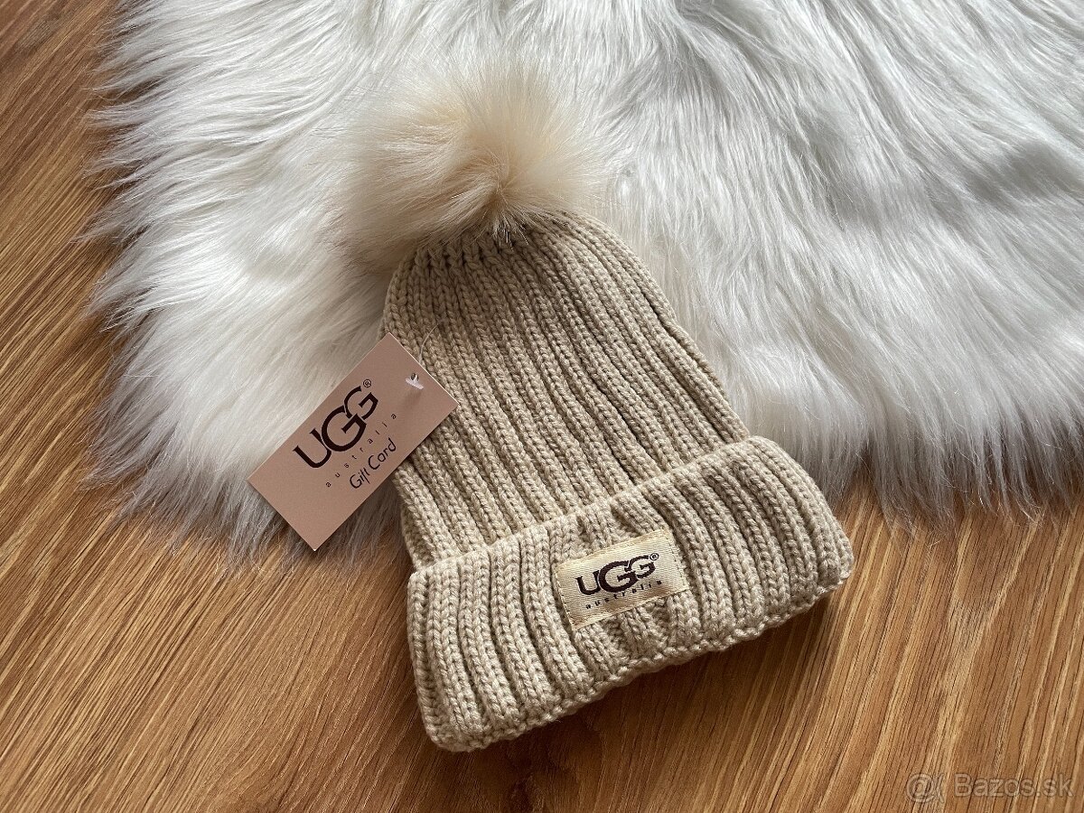 UGG čiapka s brmbolcom - 2