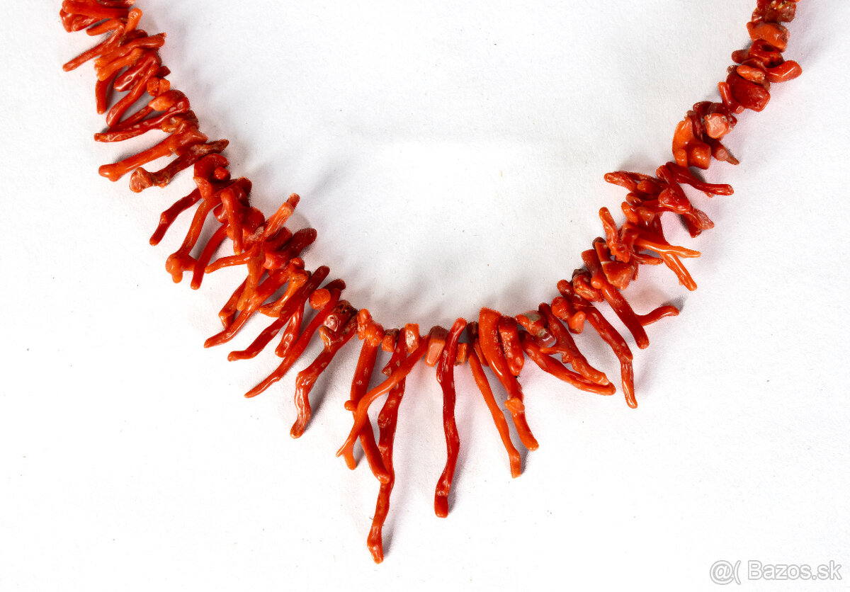 Starožitný náhrdelník z červeného koralu - 2