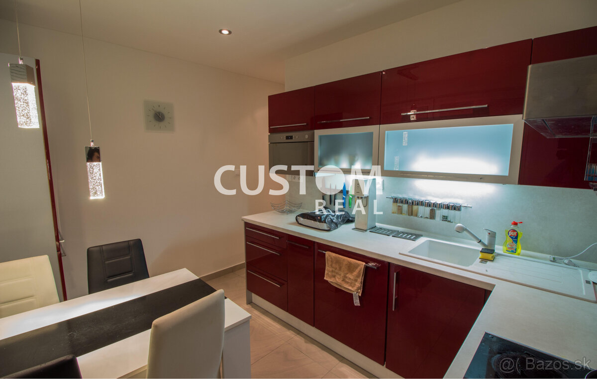 Veľký zrekonštruovaný 4 izbový byt Vlčince na prenájom - 2