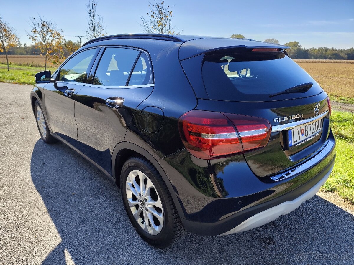 Mercedes-Benz GLA 180d - 2