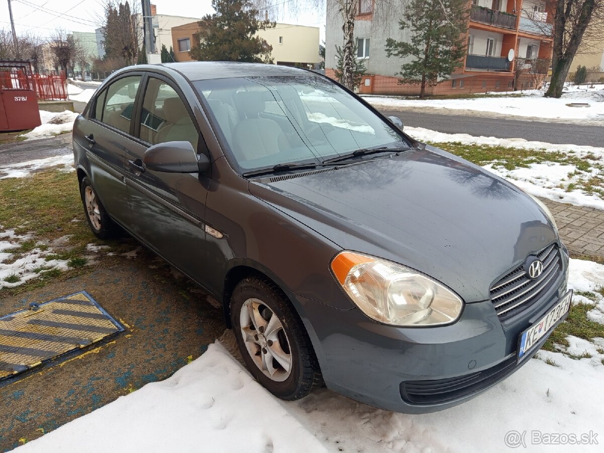 Hyundai accent 1.4i - 2