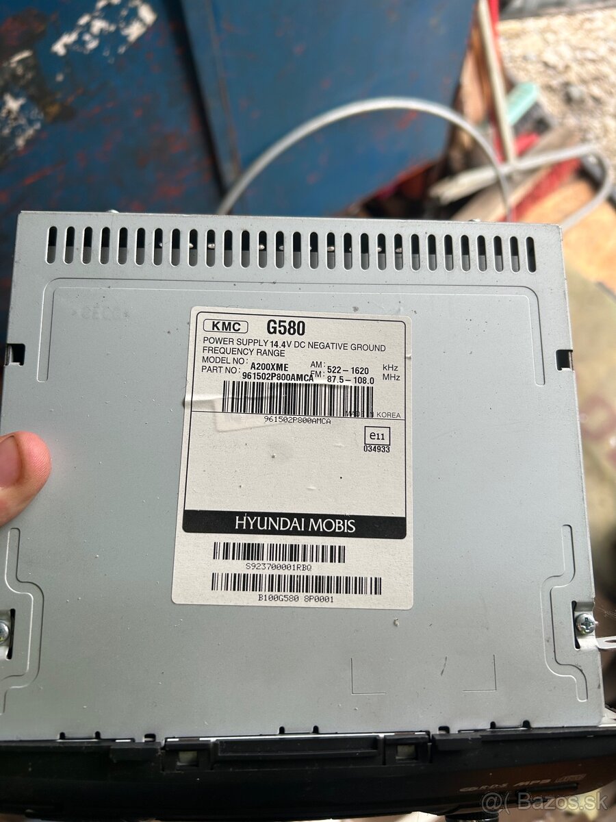 Predám autorádio Hyudai - 2