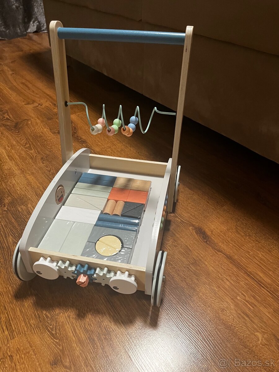 Montessori detské chodítko - 2